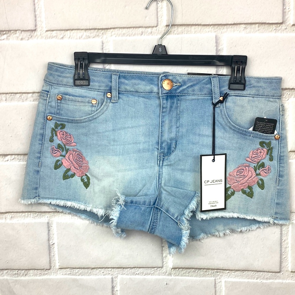 CP JEANS NWT JEAN SHORTS RAW EDGES PINK EMBROIDERED ROSES